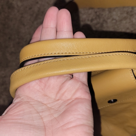 Longchamp le pliage cuir small size Leather Bag - Picture 6 of 13